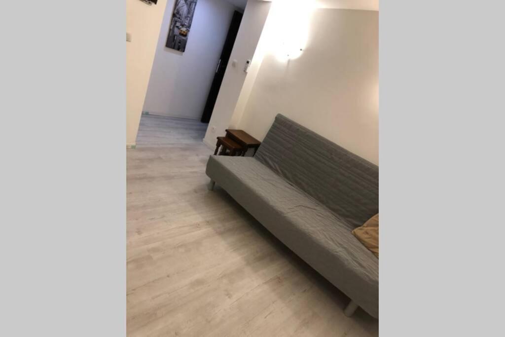 Studio Cosy Avec Possibilite Piscine En Supplement Toulon Bagian luar foto